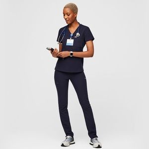 Figs navy scrub set - Catarina small top and Yola small bottom